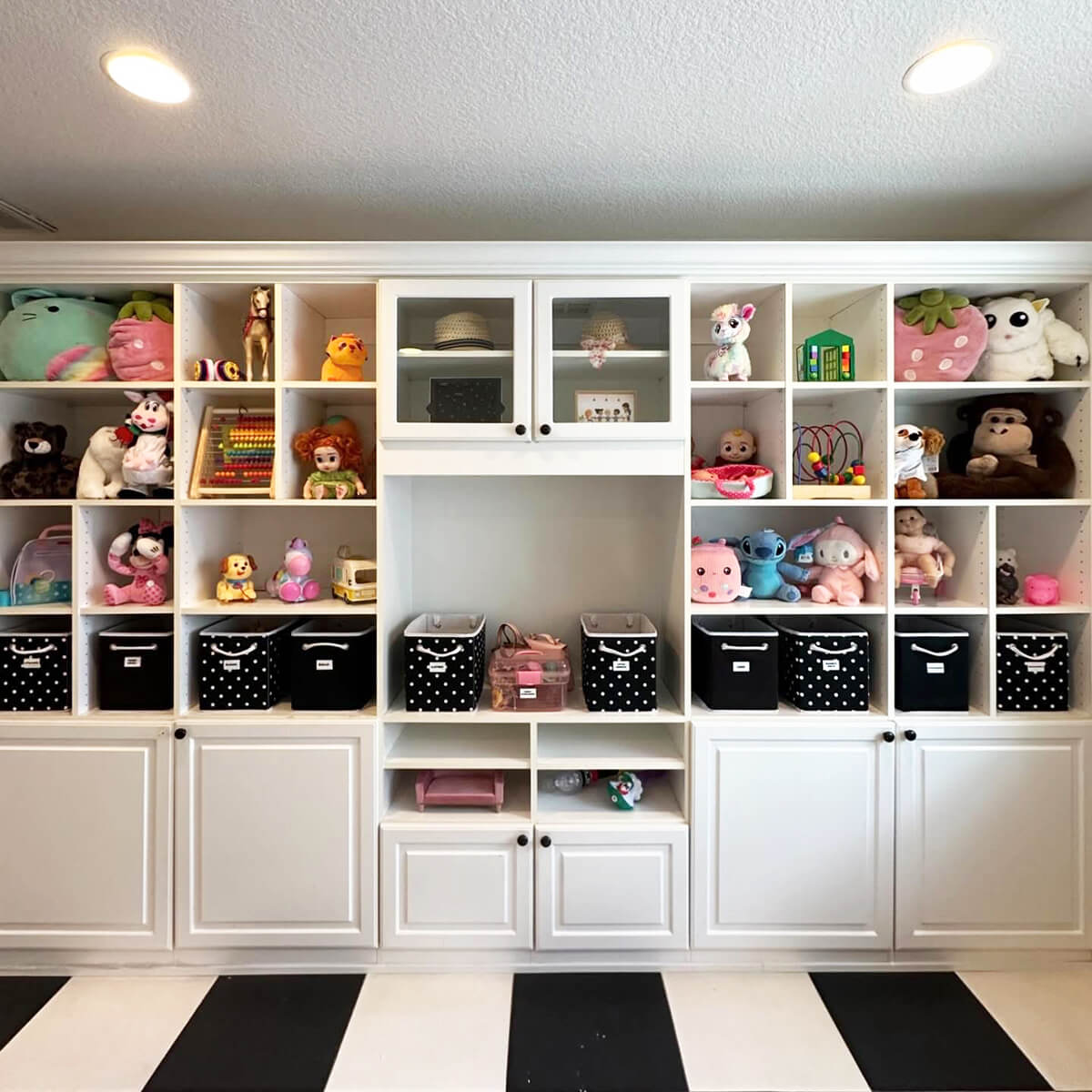 Carefully curated and documented memory items after compassionate senior downsizing by Lifelystyle in Las Vegas — each piece honored, photographed, and thoughtfully placed for the next chapter